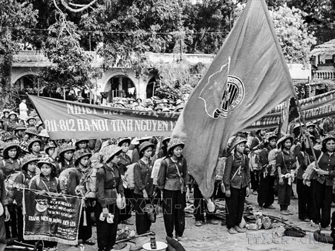 Cuốn nhật ký viết ngược của người sinh viên Hà Nội - Chuyện về cựu chiến binh Nguyễn Xuân Thuần, Sư đoàn 308, chiến trường Quảng Trị 1972