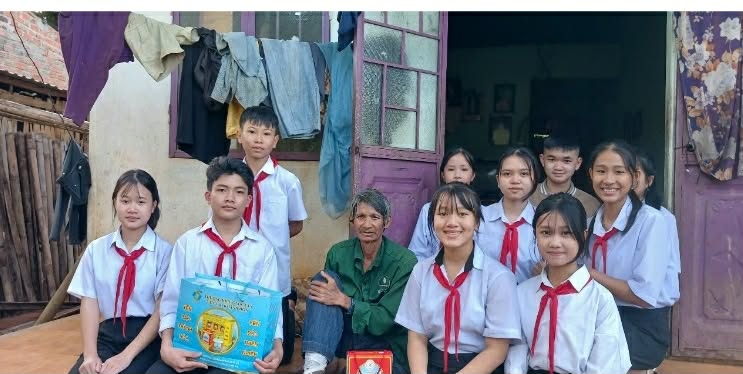Câu Chuyện Thời Hoa Lửa