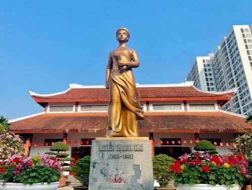 Nguyễn Thị Minh Khai-nữ lãnh đạo cách mạng tiêu biểu của Việt Nam (Phan Thị Khánh Huyền)
