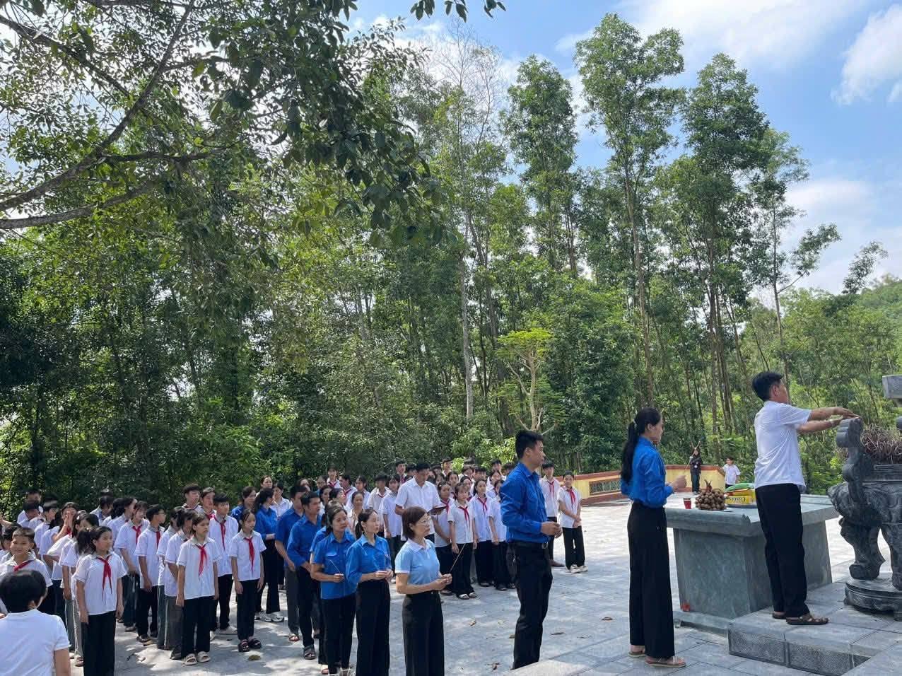 LIÊN ĐỘI THCS TRÀNG XÁ