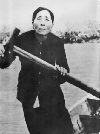 Mẹ Việt Nam Anh Hùng Nguyễn Thị Suốt ( Mẹ Suốt)