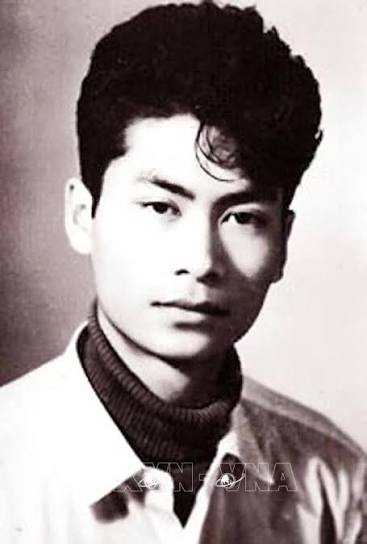 LÊ ANH XUÂN – DÁNG ĐỨNG GIỮA MÙA XUÂN 1968