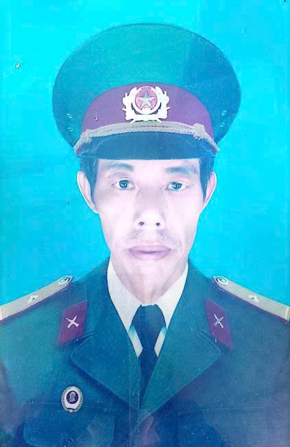 Người lính: Trần Minh Hùng sinh tháng 01 năm 1960