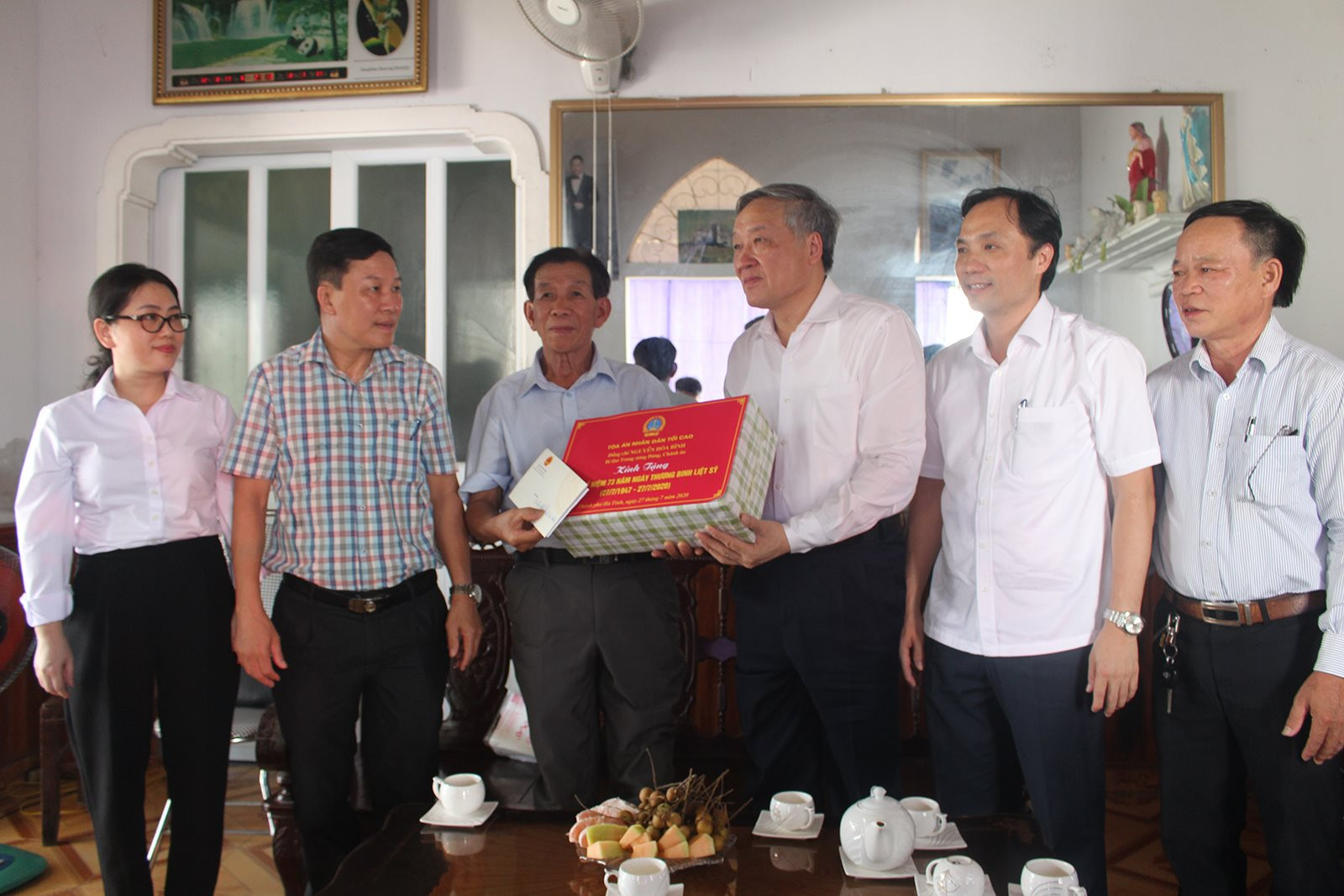 Thiếu tá Nguyễn Viết Hồng, người bện rơm thành áo giáp: