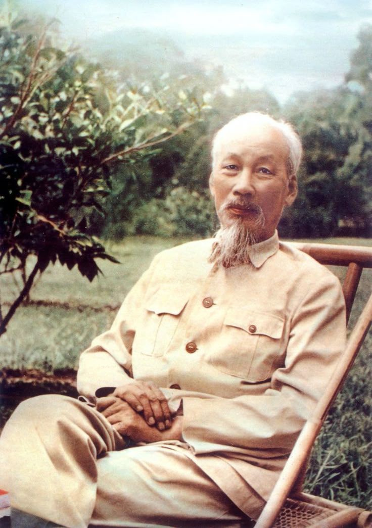 Chủ tịch Hồ Chí Minh — Anh hùng dân tộc, lãnh đạo vĩ đại của cách mạng Việt Nam