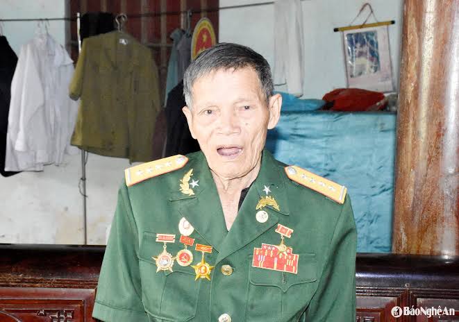 HỒ SỸ TƯ – KHÚC TRÁNG CA CỦA NGƯỜI CHUYỂN THƯƠNG
