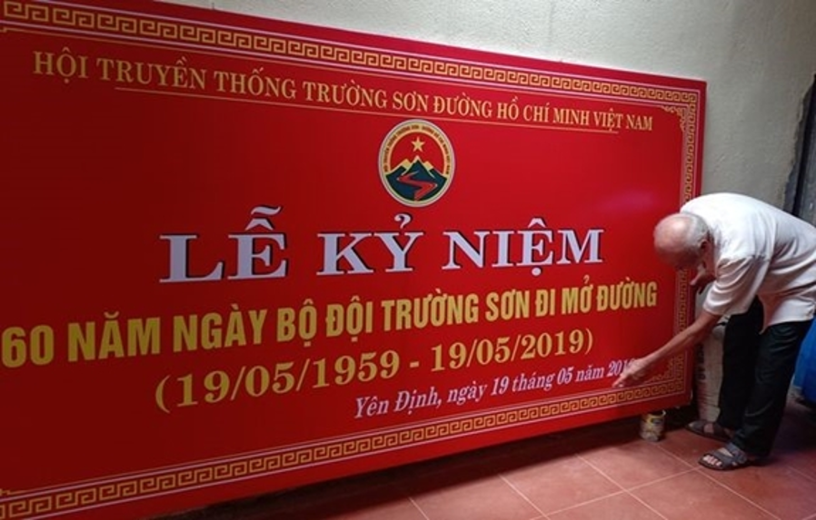 VÔ LĂNG THÉP TRÊN TUYẾN LỬA TRƯỜNG SƠN