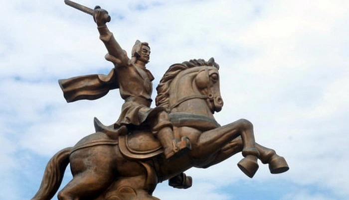 Quang Trung - Nguyễn Huệ