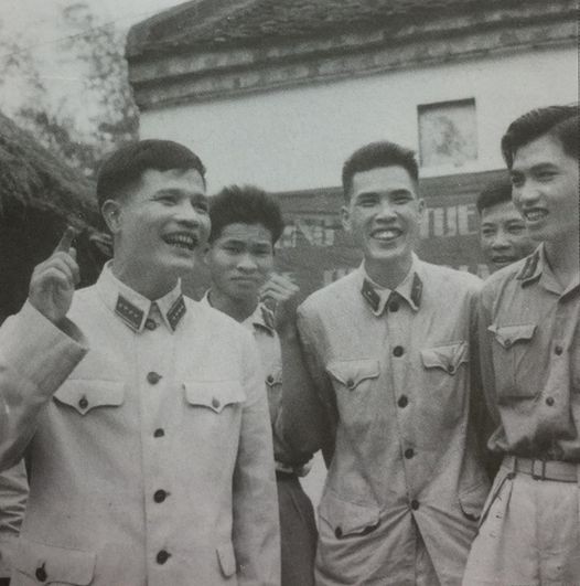 Dưới mưa bom, hình bóng một vị tướng - Đại tướng Nguyễn Chí Thanh