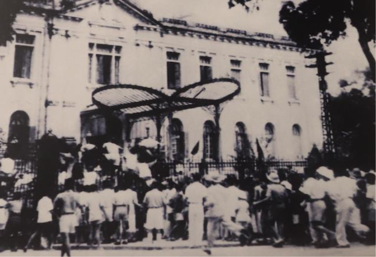 Những người giữ sử tháng Tám: Ký ức của chiến sĩ Việt Minh thành Hoàng Diệu mùa thu năm ấy