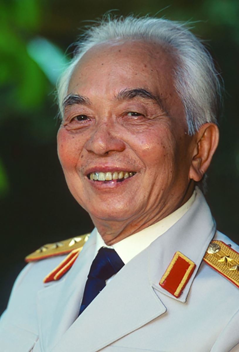 ĐẠI TƯỚNG VÕ NGUYÊN GIÁP - VỊ TƯỚNG CỦA NHÂN DÂN VÀ HUYỀN THOẠI QUÂN SỰ THẾ GIỚI