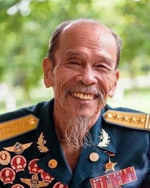 Đại tá Nguyễn Văn Bảy – "Huyền thoại chân đất" và cánh én bạc trên bầu trời Việt Nam