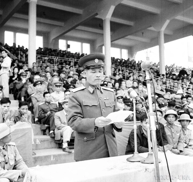 NGUYỄN THANH CHÍ - nhà lãnh đạo tài ba.