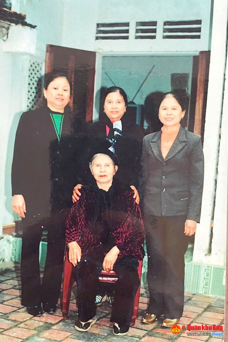 Mẹ Việt Nam anh hùng Nguyễn Thị Huệ – Nỗi nhớ thương và khát vọng tìm con chưa trọn