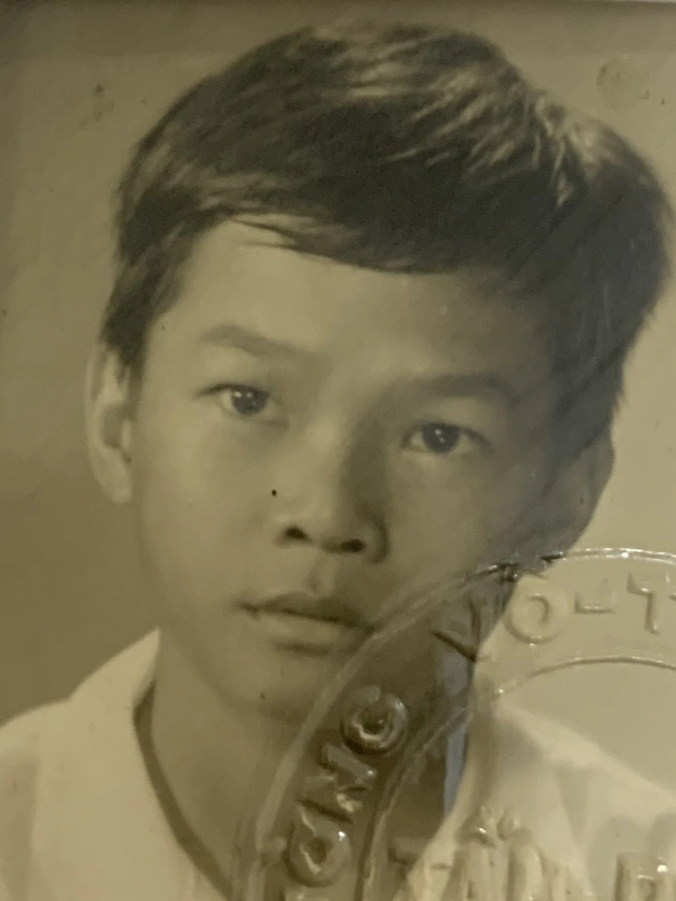 CẬU BÉ 12 TUỔI MỞ LỖI VÀO CĂN CỨ MẬT Ở QUÁN PHỞ SÀI GÒN NĂM MẬU THÂN 1968