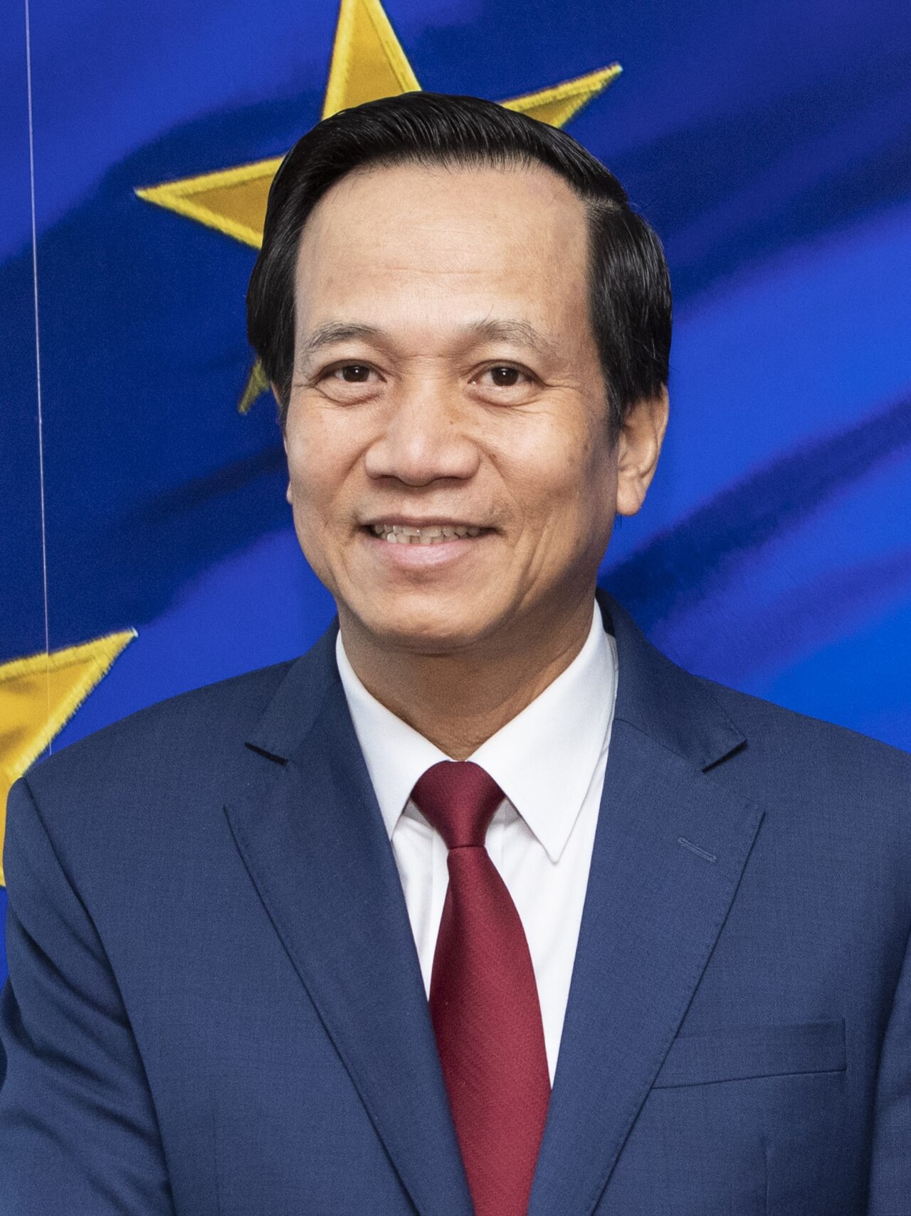 Chân dung: Đào Ngọc Dung