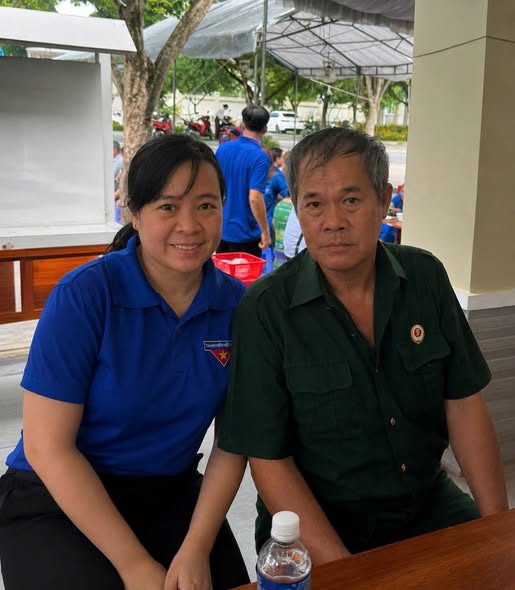 CUỘC GẶP GỠ VỚI NGƯỜI CỰU CHIẾN BINH MAI KHA