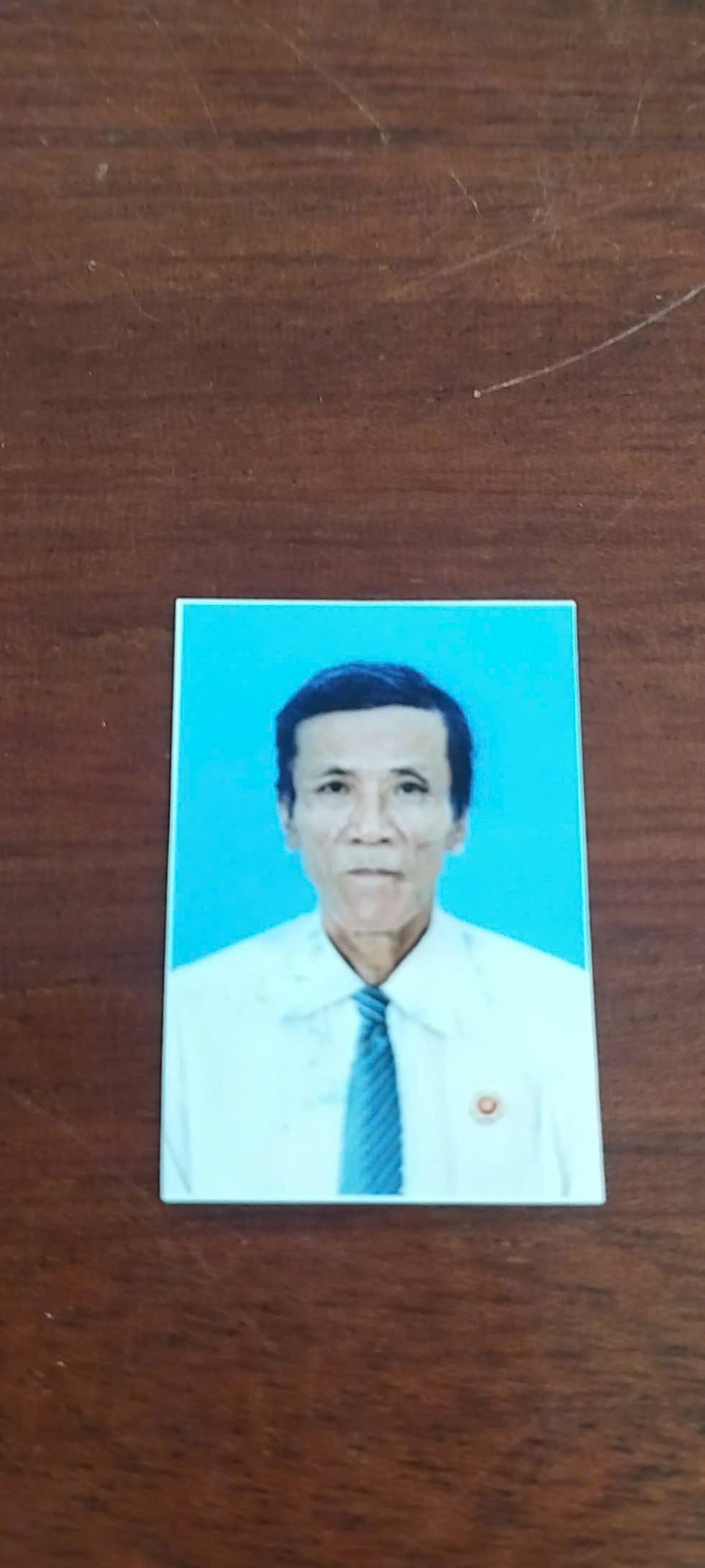CẬU BÉ GIỮ BÍ MẬT