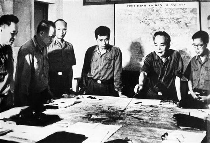 Đại tướng Võ Nguyên Giáp - Người Anh Cả bình dị, trọn đời vì nước, vì dân.