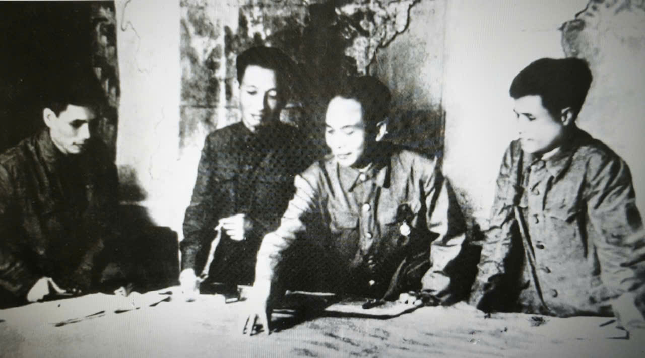 Đại tướng Võ Nguyên Giáp