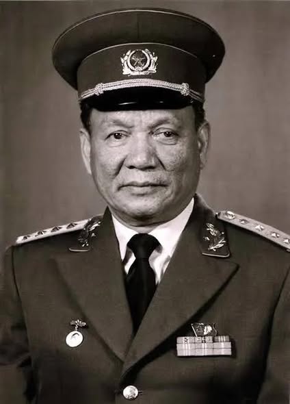 CÂU CHUYỆN THỜI HOA LỬA- Đại tướng Lê Đức Anh