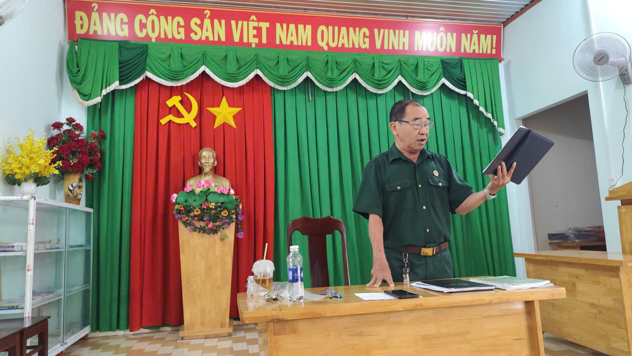 Chuyến đi chợ phiên xứ người bằng ngôn ngữ cơ thể