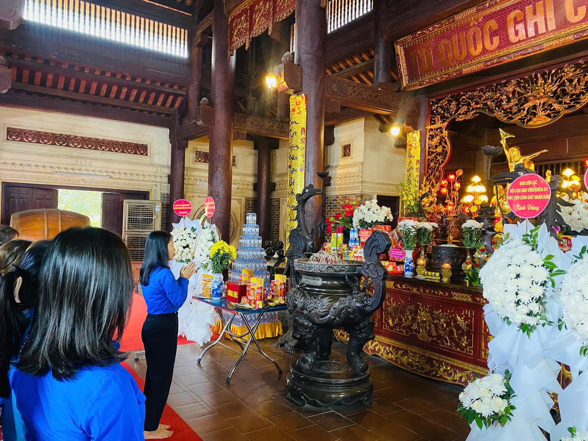 KHÚC TRÁNG CA CỦA TUỔI TRẺ VÀ NÉN HƯƠNG TRI ÂN NƠI TỌA ĐỘ CHẾT