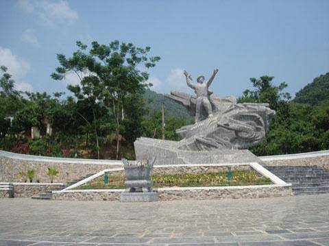 Cù Chính Lan