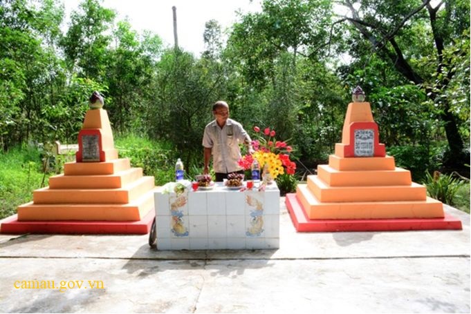 Khu Tưởng niệm 2 lãnh đạo Nghĩa quân Đỗ Thừa Luông và Đỗ Thừa Tự