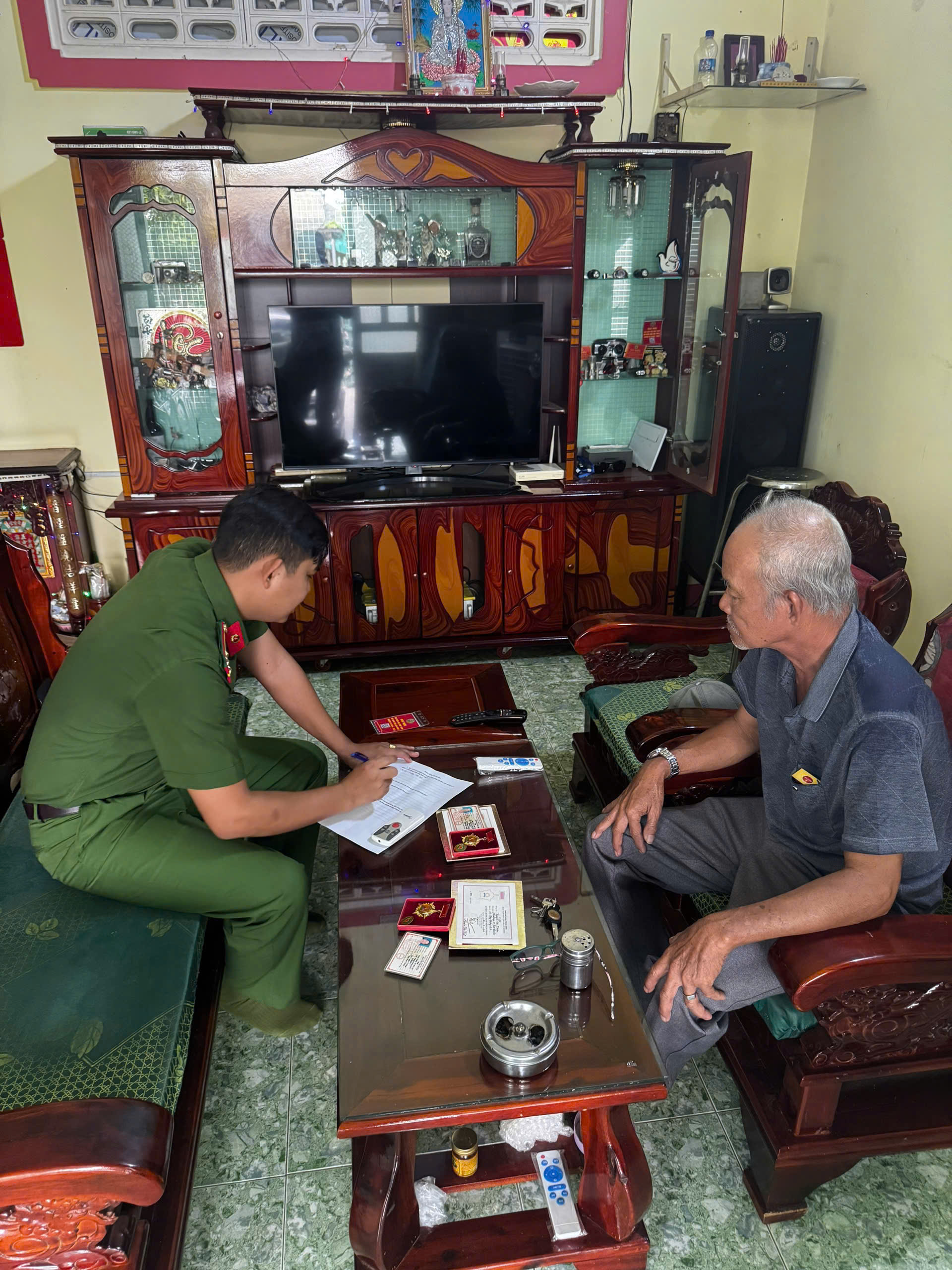 BẢN HÙNG CA THANH XUÂN NƠI TUYẾN ĐẦU TỔ QUỐC: TIẾNG GỌI THIÊNG LIÊNG VÀ LÝ TƯỞNG CỦA NGƯỜI THANH NIÊN XUNG PHONG TRƯƠNG VĂN LỢI