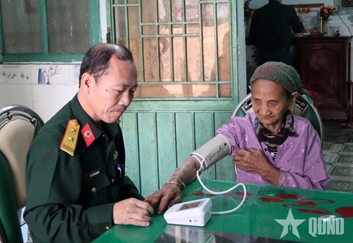 Người giữ lửa cách mạng