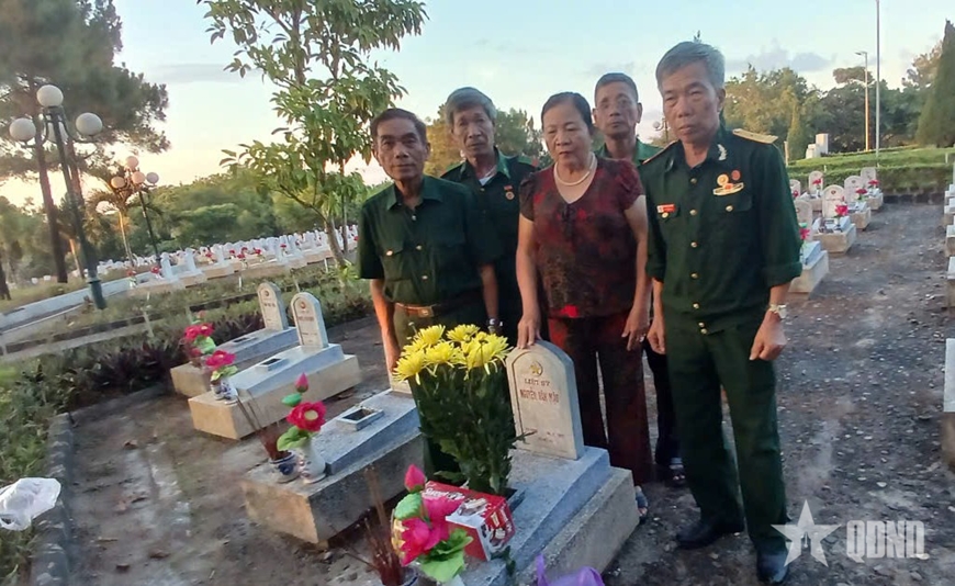 Bà Tâm nghĩa tình