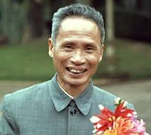 Câu chuyện chiếc áo vá vai