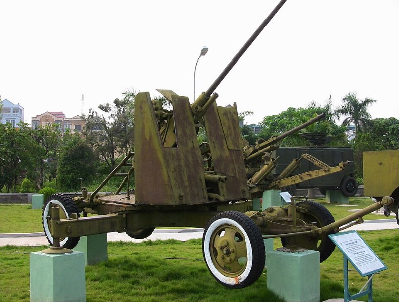 Câu chuyện anh hùng Tô Vĩnh Diện.
