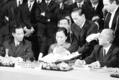 “CÂU CHUYỆN THỜI HOA LỬA”  - Madam Bình