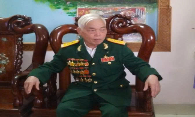 Tập thể lớp 10C9, Trường THPT Bỉm Sơn