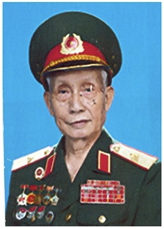 Chân dung: Trần Đình Tấn