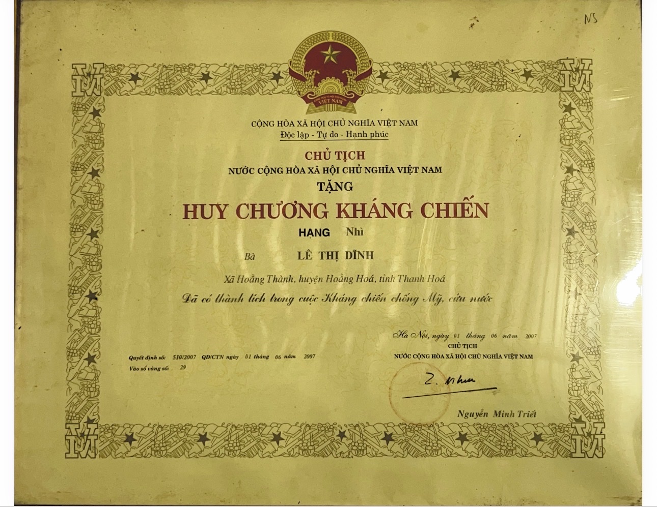 SON SẮT TÌNH ĐỒNG ĐỘI VÀ BÀI HỌC VỀ Ý CHÍ TỰ CƯỜNG TRAO TRUYỀN CHO THẾ HỆ HÔM NAY