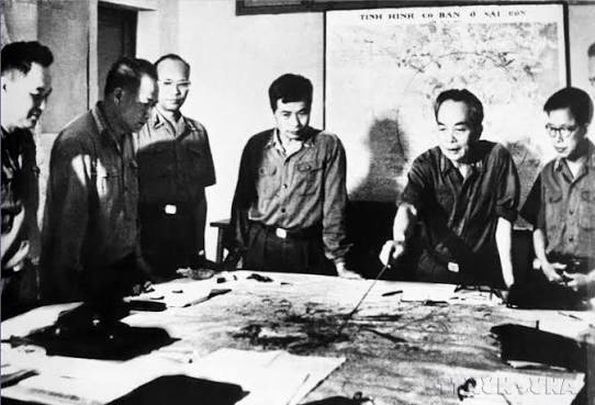 Đại tướng Võ Nguyên Giáp - Người anh cả của quân đội, vị tướng sống mãi trong lòng dân