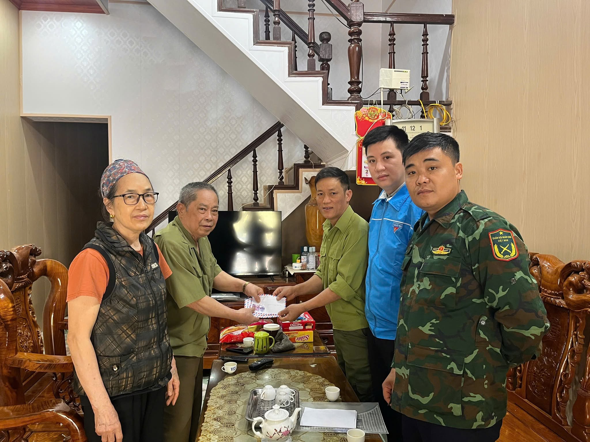 MỘT CUỘC GẶP – MỘT BÀI HỌC VỀ LÒNG BIẾT ƠN