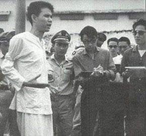 NGƯỜI CHIẾN SĨ BẤT KHUẤT