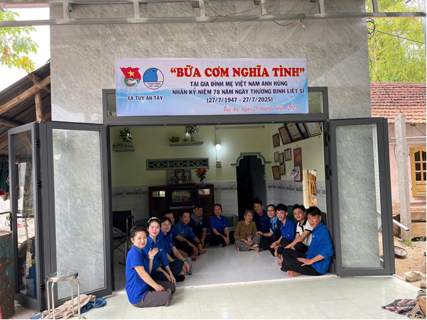 Câu chuyện của Mẹ Việt Nam anh hùng Trần Thị Khảm