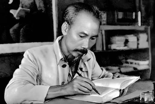 chủ tịch Hồ Chí Minh