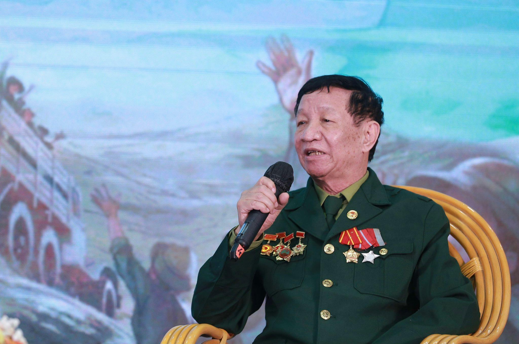 Người lái đò cảm tử trên sông Ba Lòng