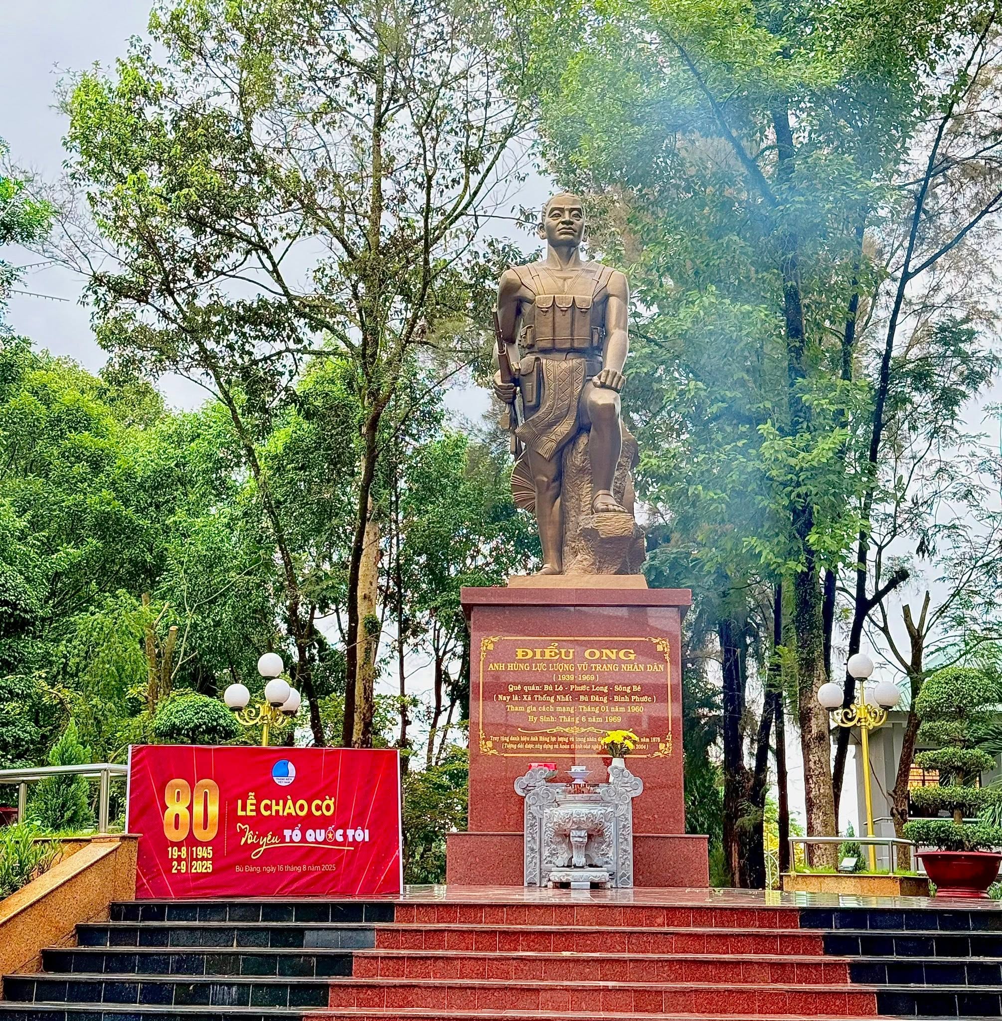 Quyết tử cho Tổ quốc quyết sinh