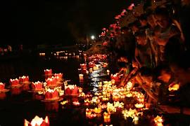 BÊN KIA DÒNG THẠCH HÃN
