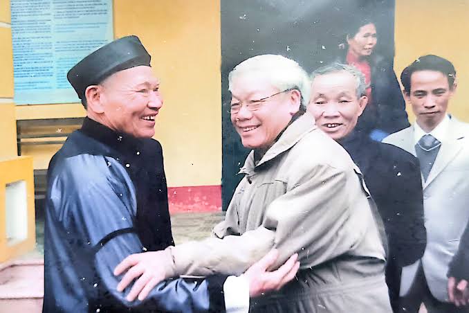 NGUYỄN PHÚ TRỌNG – MỘT ĐỜI SON SẮT VỚI TỔ QUỐC VÀ NHÂN DÂN