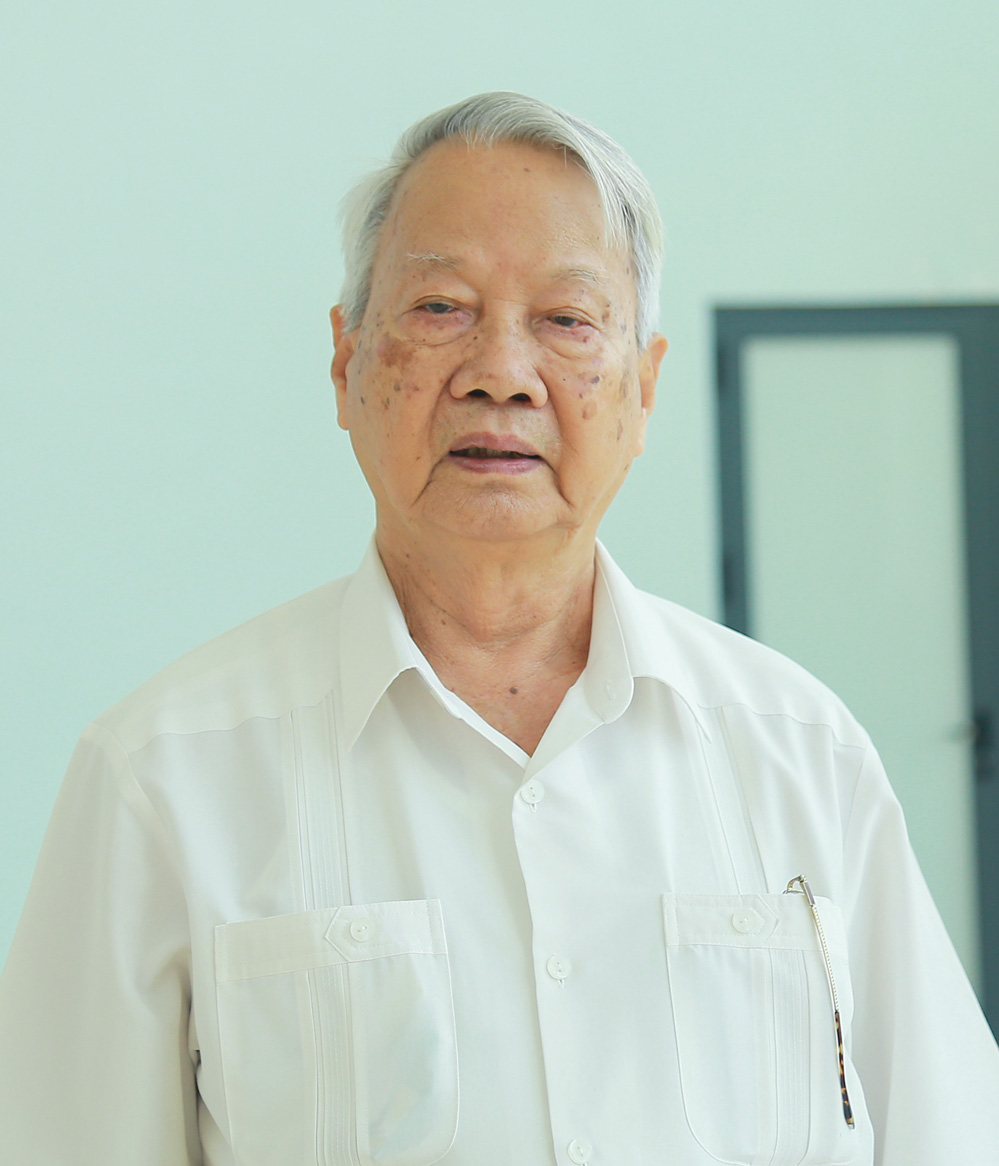 Người giữ lửa miền sông nước