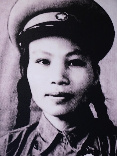 Chuyện về nữ thương binh, Anh hùng Nguyễn Thị Chiên