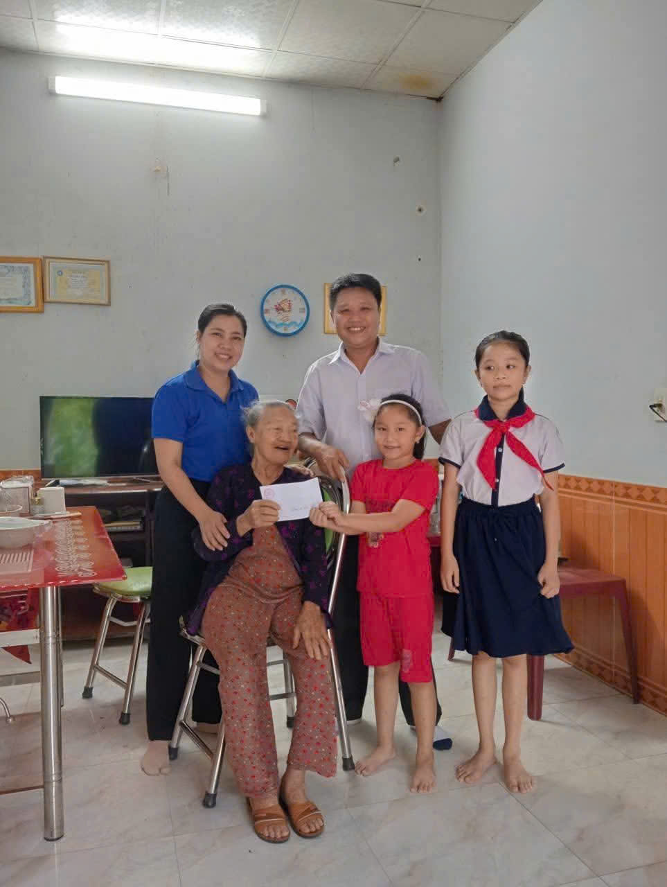 Liên đội trường TH-THCS Nguyễn Hiền Lan Tỏa Nghĩa Tình “Câu Chuyện Thời Hoa Lửa”